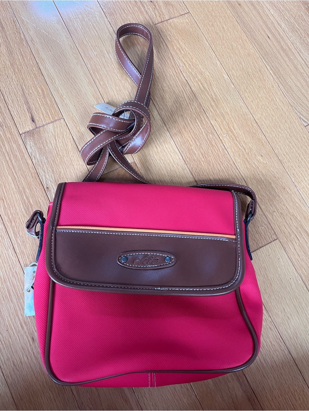 Red and Brown Chic Crossbody Bag